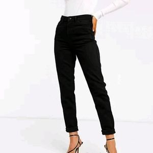 Top shop mom jeans, high wasted, only black left, never worn